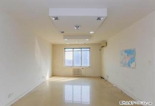 诚意出租，精装看海150平大套二，可空房，可配齐家具 - 青岛28生活网 qd.28life.net